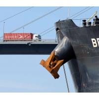 9152  Schiffsbug mit Anker vom Massengutschiff  | Schiffsbilder Hamburger Hafen - Schiffsverkehr Elbe